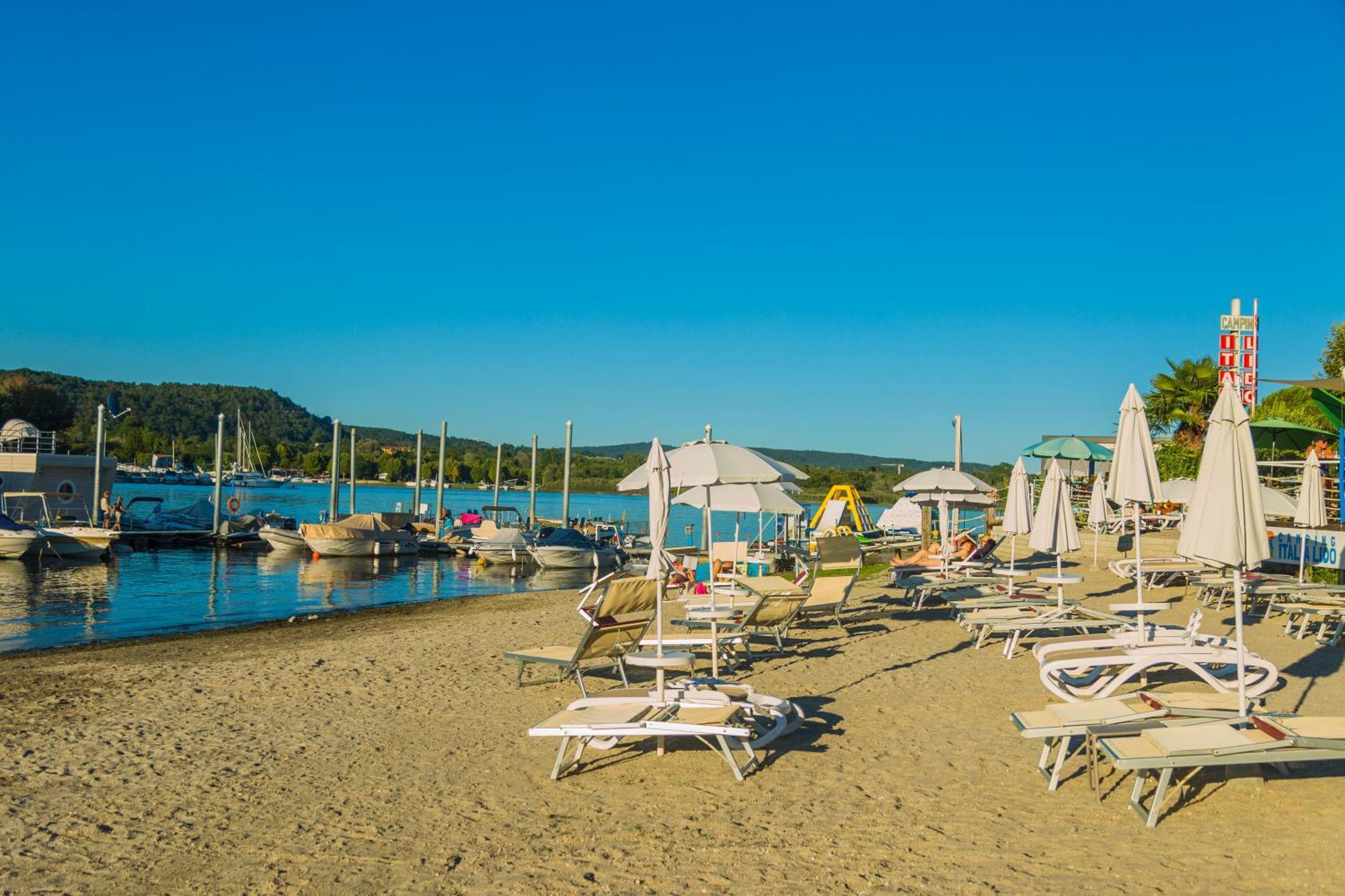 Camping Italia Lido 카스텔레토소프라티시노 외부 사진