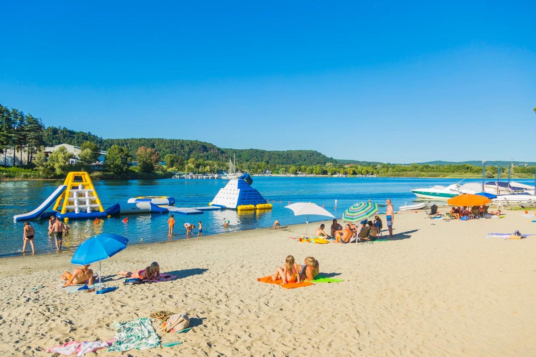 Camping Italia Lido 카스텔레토소프라티시노 외부 사진